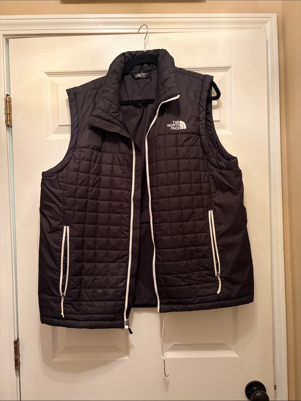 The North Face Black Quilted Zip-Front Insulated Vest